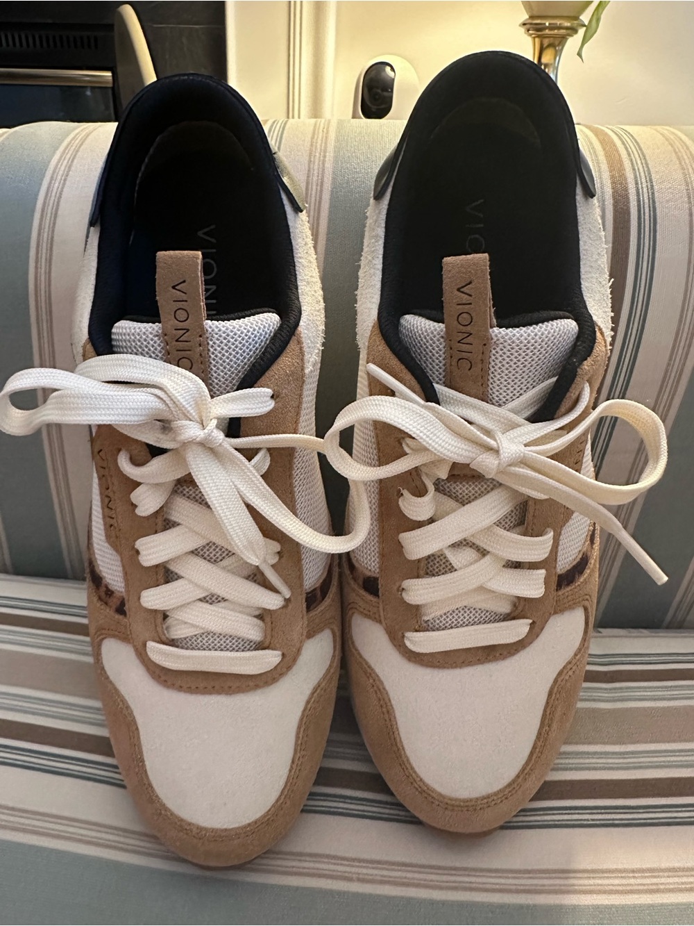 Vionic Women's Monarch Sneaker - White, Tan & Leopard - Picture 6 of 9